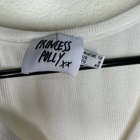 PRINCESS POLLY V-NECK BUTTON DOWN CROP TOP - Picture 4 of 4